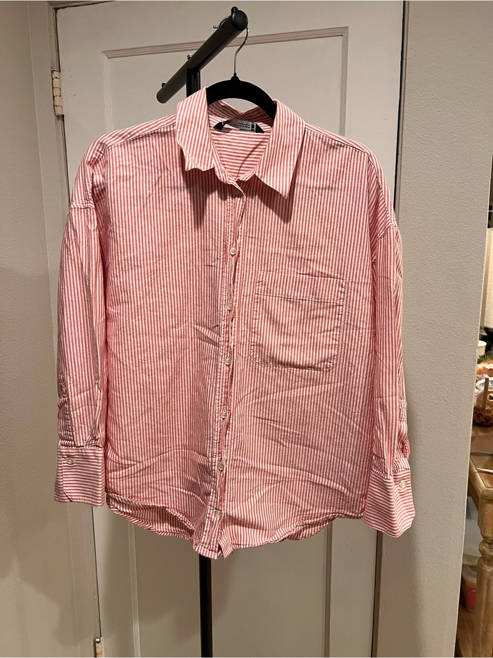 Zara Men’s Red and White Striped Button-Down Shirt